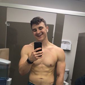 Meet your Posher, Alec